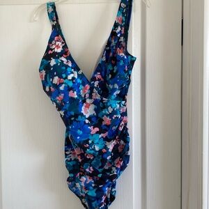 Miraclesuit Multicolor One Piece Bathing Suit with Built in Bra.